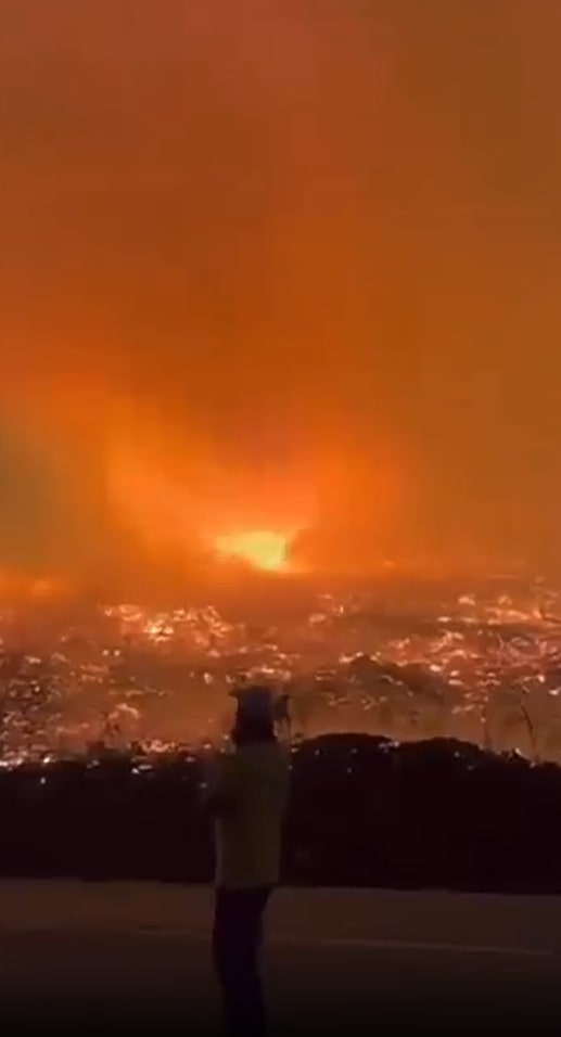 Baisus momentas Firenando yra plakamas mirtinuose Portugalijos gaisruose, kai meras nužudytas Inferno mieste