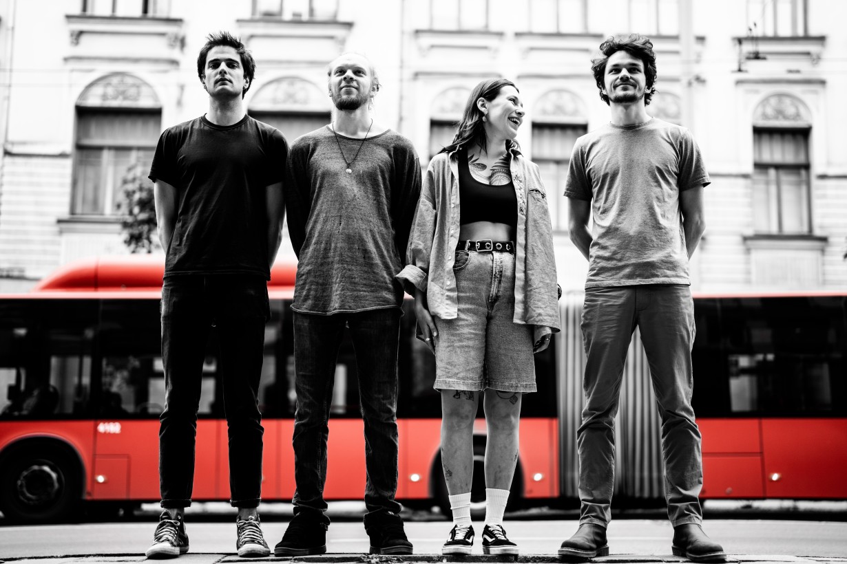 „EIKTUBAIKTU“ – melancholijos vinilas festivalyje „A GirDž`!?!“ #3, šventėje „Šiaulių naktys XV“