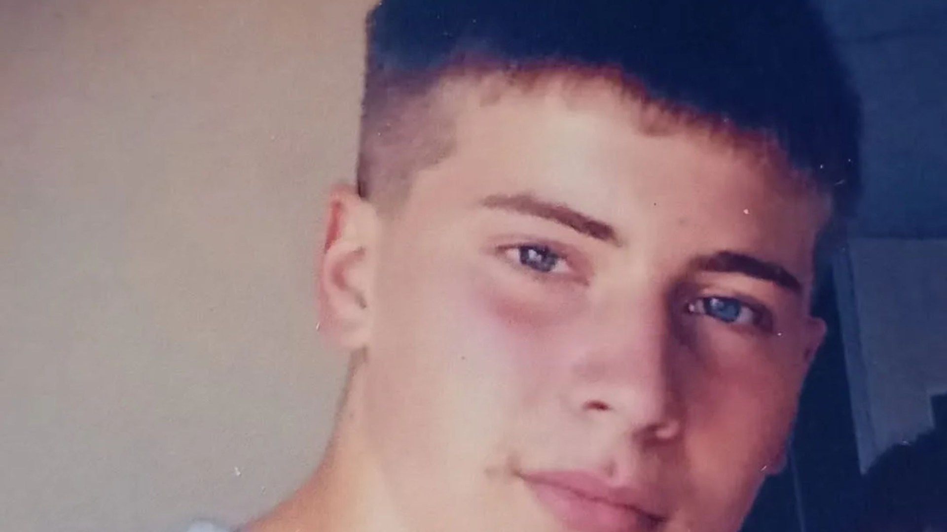 20 metų Britas, rastas negyvas Dubajaus viešbutyje, po to