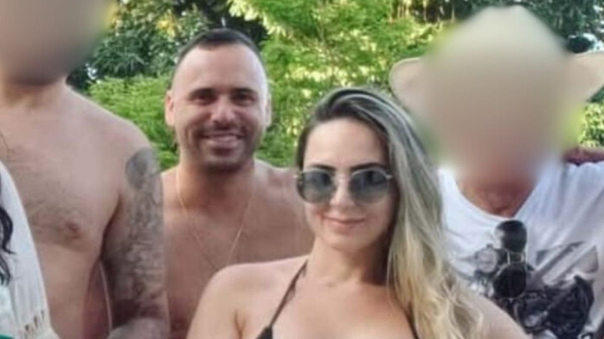 41 m. Mamos šeima, kuri mirė karštoje vonioje su partneriu, palikdamas vaikui našlaičio bijoti, kad ji buvo priversta vartoti narkotikus