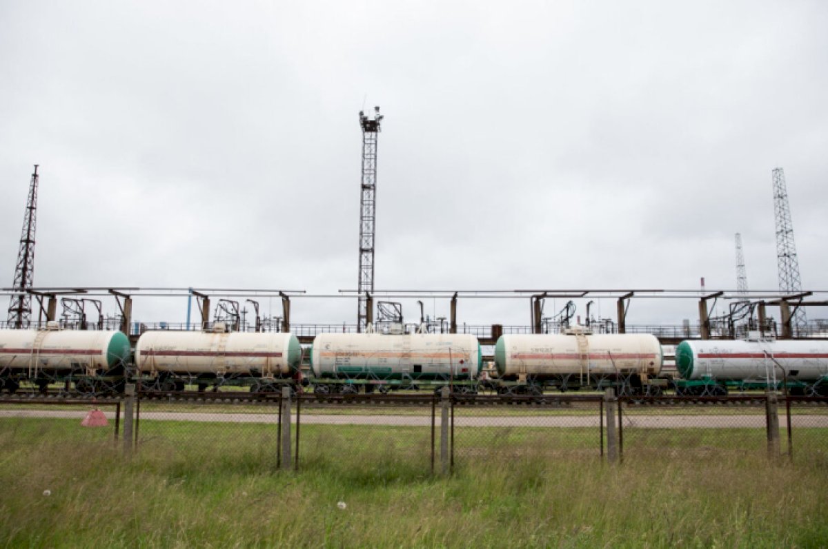 „Jozita“ ir „Gazimpeksas“ Ukrainai tiekė rusiškus naftos produktus kaip lietuviškus