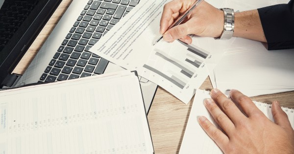 2025 m. lapkričio mėn. fiksuotas tolesnis indėlių ir kreditavimo augimas